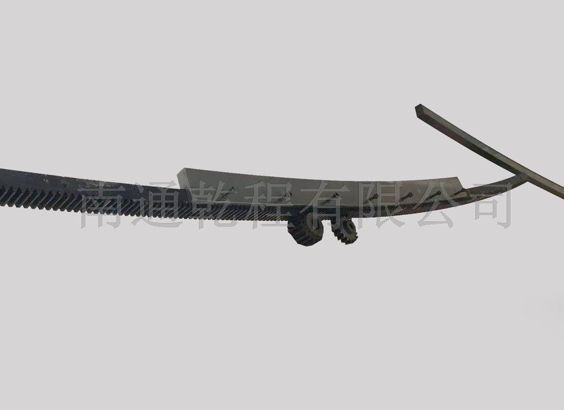 ֱ18m⻡XȦDʾһ(sh)tƴһ(g)Ȧ